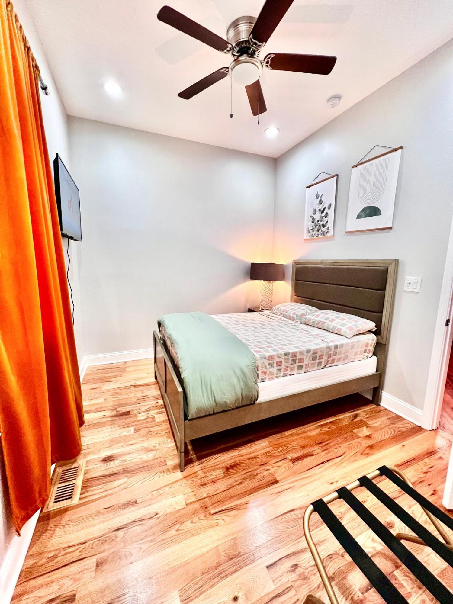 Lux Apt In Bronzeville, Min From Downtown-Rsv Now! Чикаго Екстериор снимка