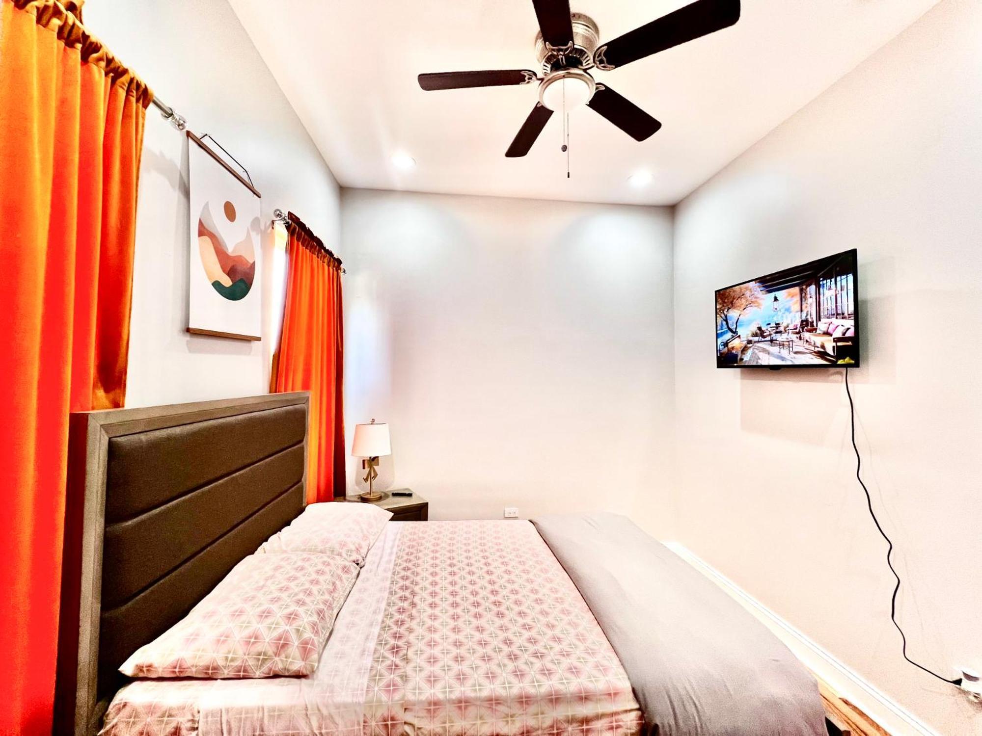 Lux Apt In Bronzeville, Min From Downtown-Rsv Now! Чикаго Екстериор снимка