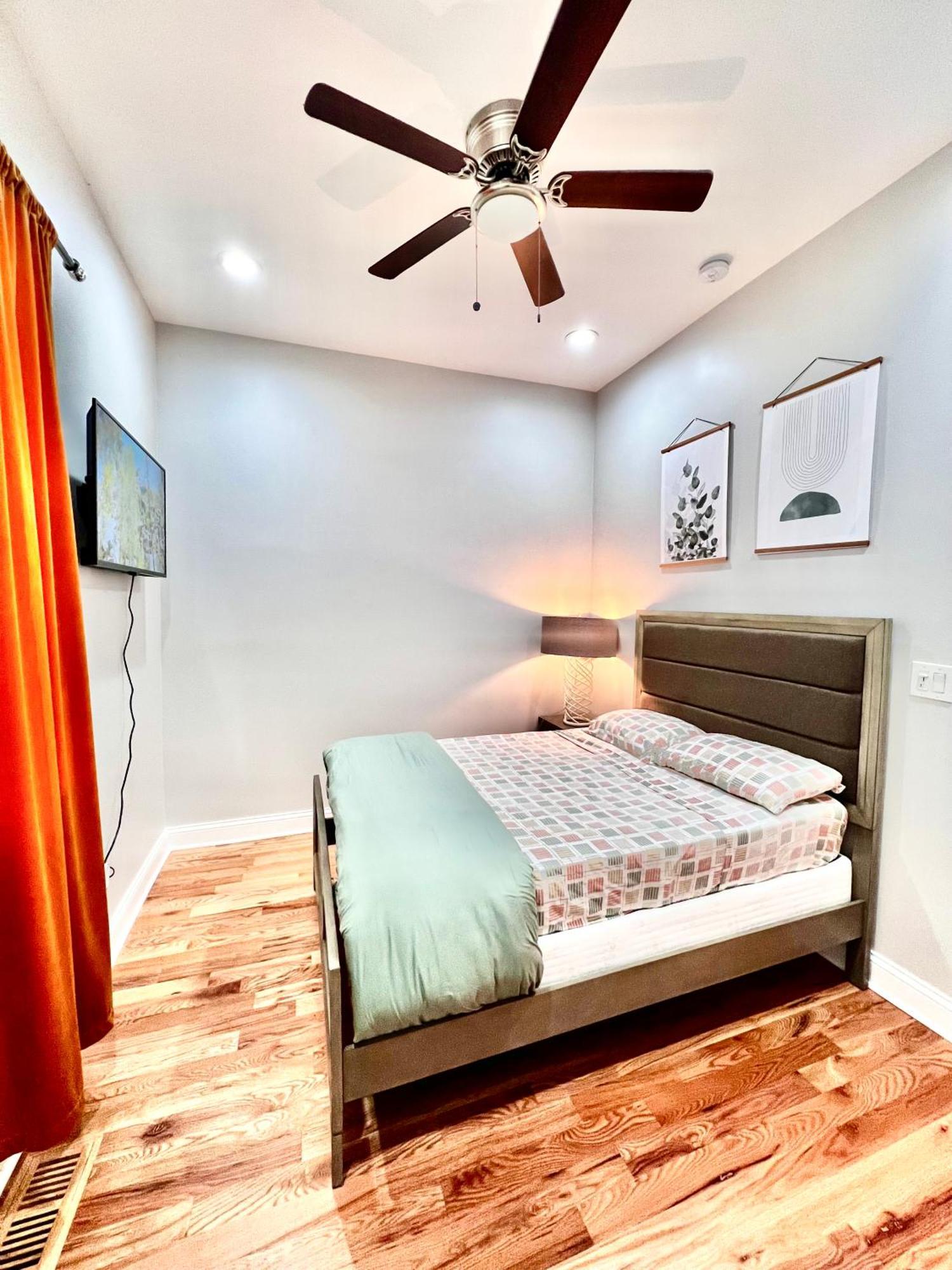 Lux Apt In Bronzeville, Min From Downtown-Rsv Now! Чикаго Екстериор снимка